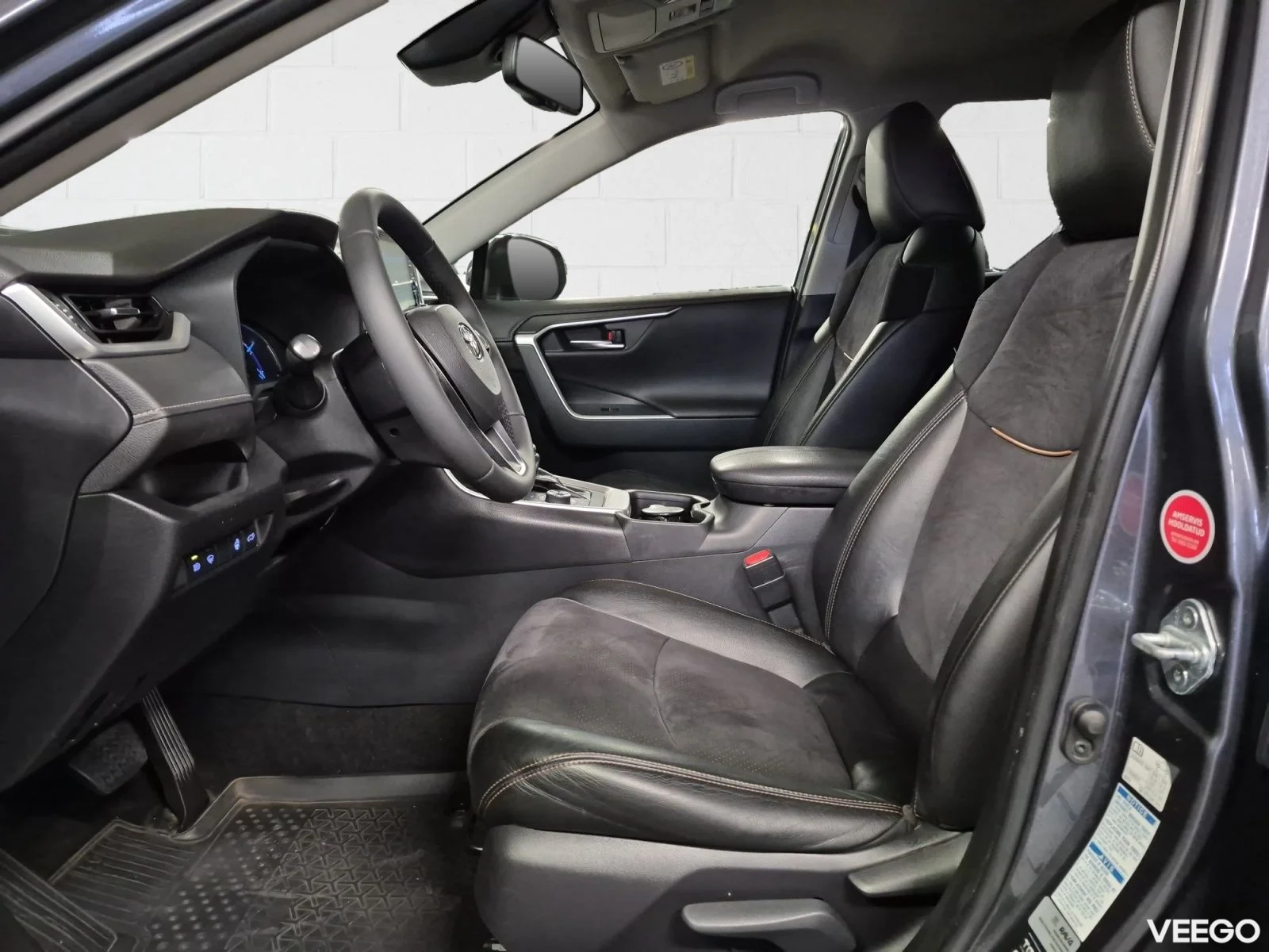 Toyota RAV4 Luxury Plus AWD 2.5 131kW