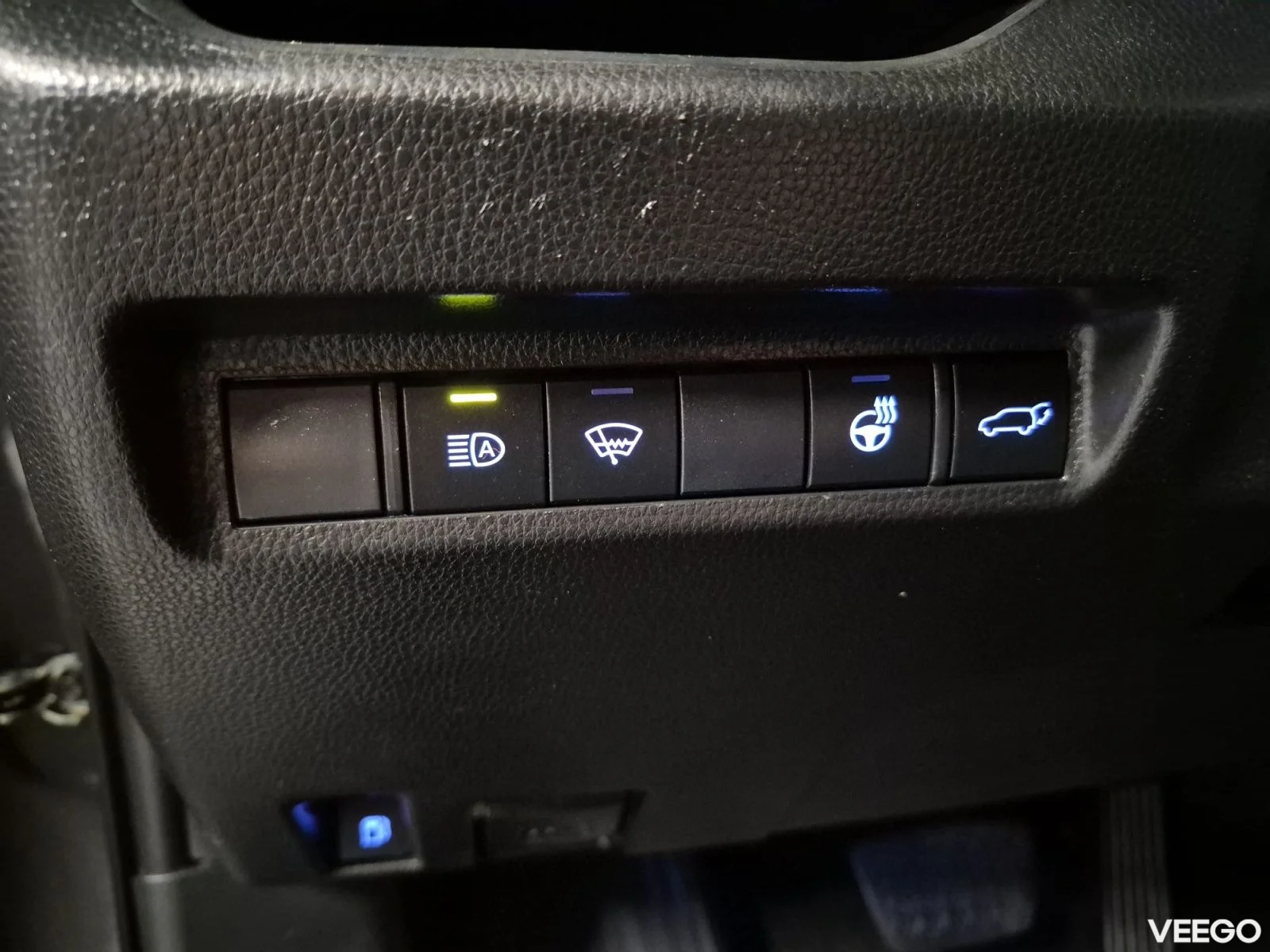 Toyota RAV4 Luxury Plus AWD 2.5 131kW