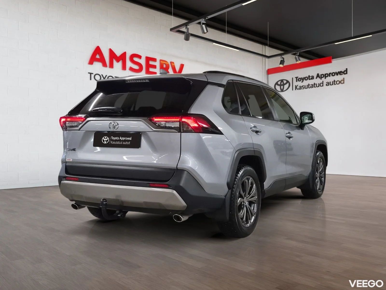 Toyota RAV4 Luxury Plus 2 129kW
