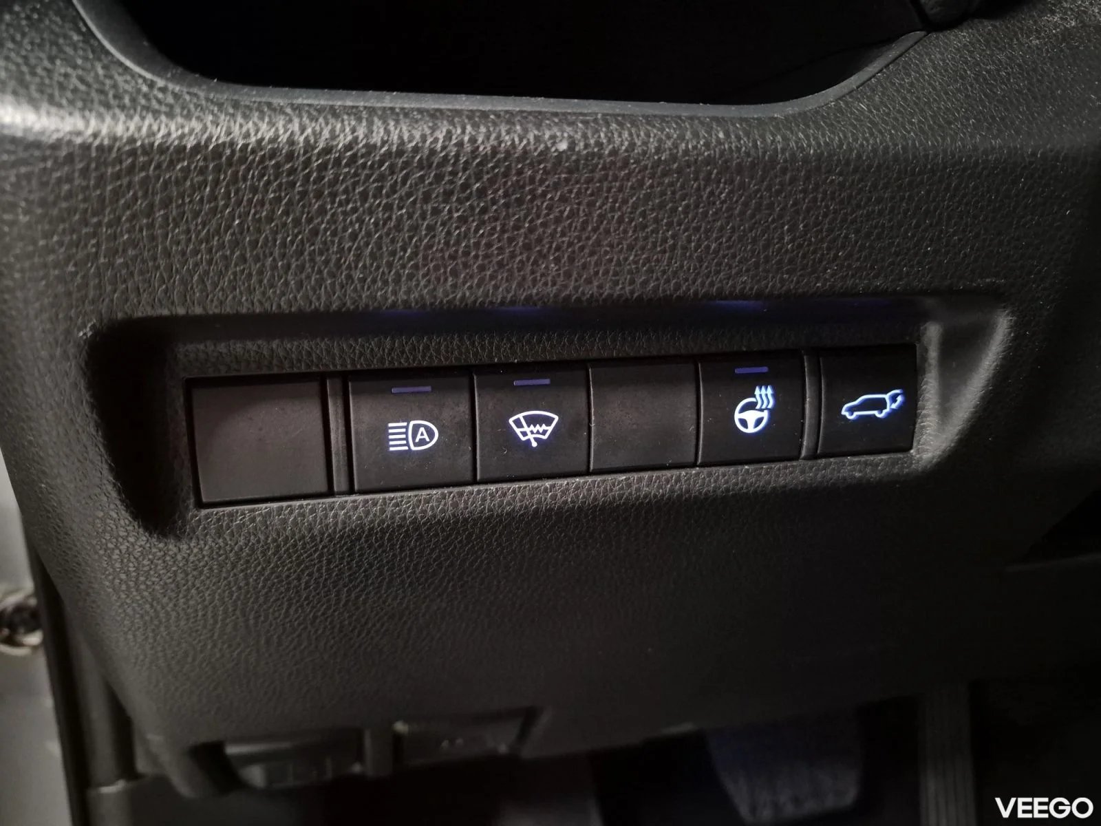 Toyota RAV4 Luxury Plus 2 129kW