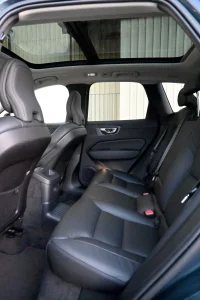 Volvo XC60 AWD H&K ULTRA DARK INTELLI SAFE XENIUM 2 293kW thumbnail