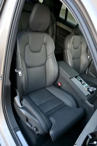 Volvo XC90 T8 TWIN ENGINE AWD B&W 4C ULTRA DARK INTELLI SAFE PRO MY26 2 335kW thumbnail