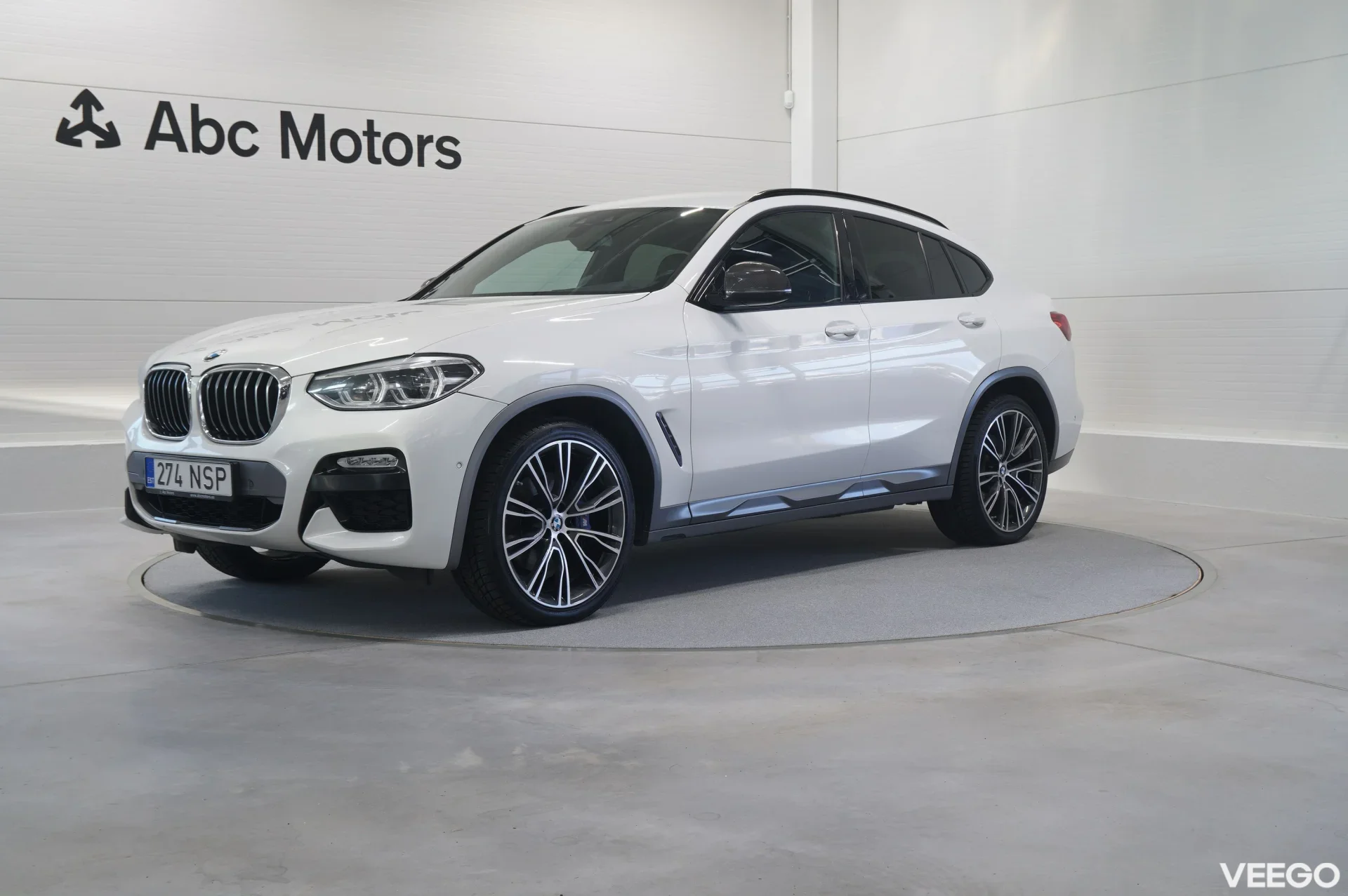 BMW X4 - 2 140kW