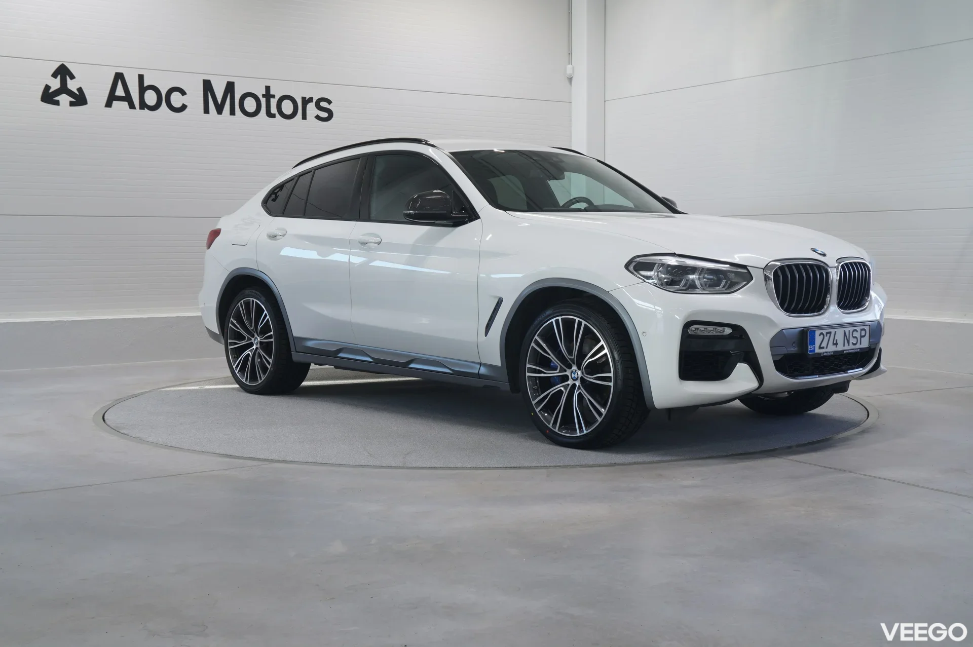 BMW X4 - 2 140kW