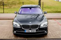 BMW 730 3.0 180kW thumbnail