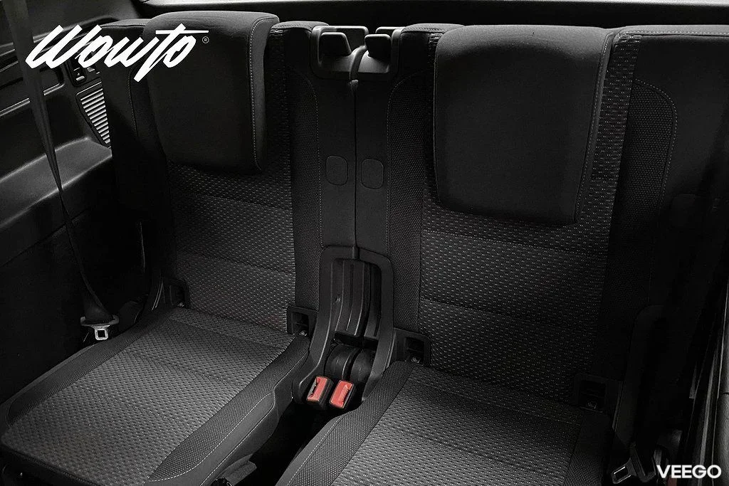 Volkswagen Touran 2.0 TDI DSG 150HK 7-Sits R-Line /Drag/Värm 110kW