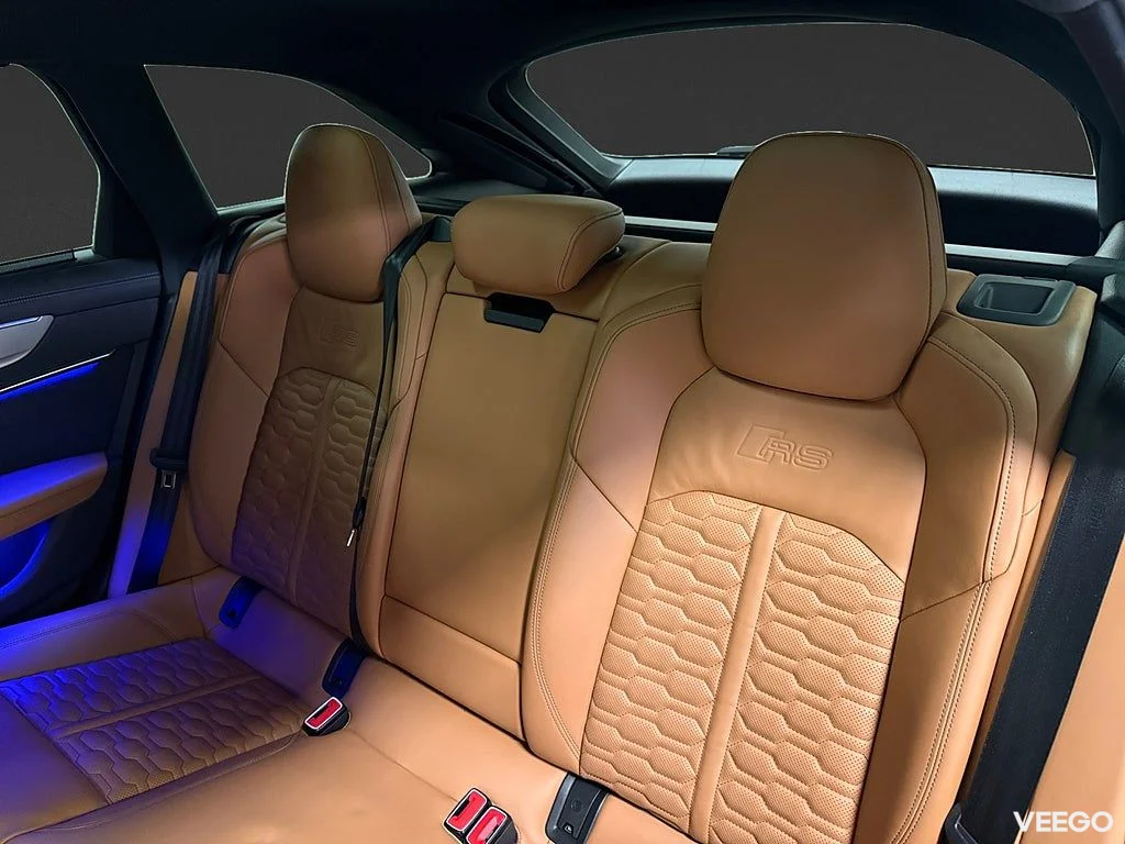 Audi RS 6 Avant 600HK /Night Vis /Kolfiber /Pano /Sv-Såld 441kW