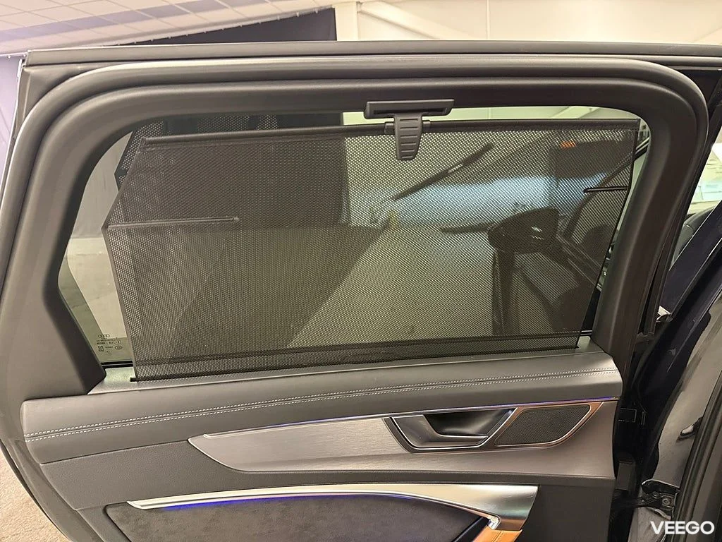 Audi RS 6 Avant 600HK /Night Vis /Kolfiber /Pano /Sv-Såld 441kW