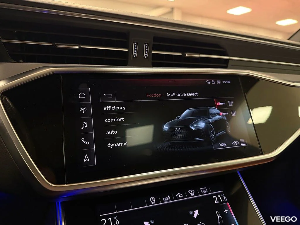 Audi RS 6 Avant 600HK /Night Vis /Kolfiber /Pano /Sv-Såld 441kW