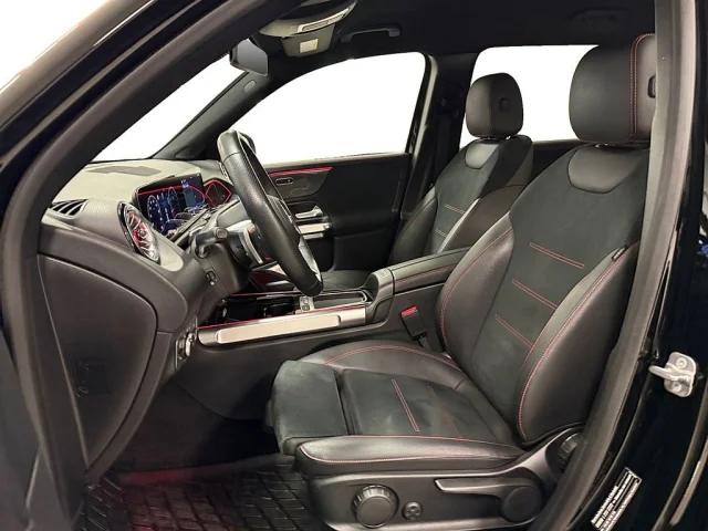 Image of Mercedes-Benz GLB200 220 d 4M 190HK AMG /Backkamera /Drag /Moms 140kW