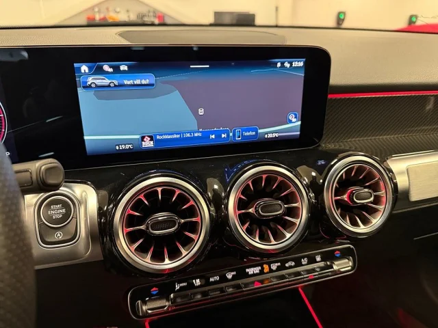 Image of Mercedes-Benz GLB200 220 d 4M 190HK AMG /Backkamera /Drag /Moms 140kW