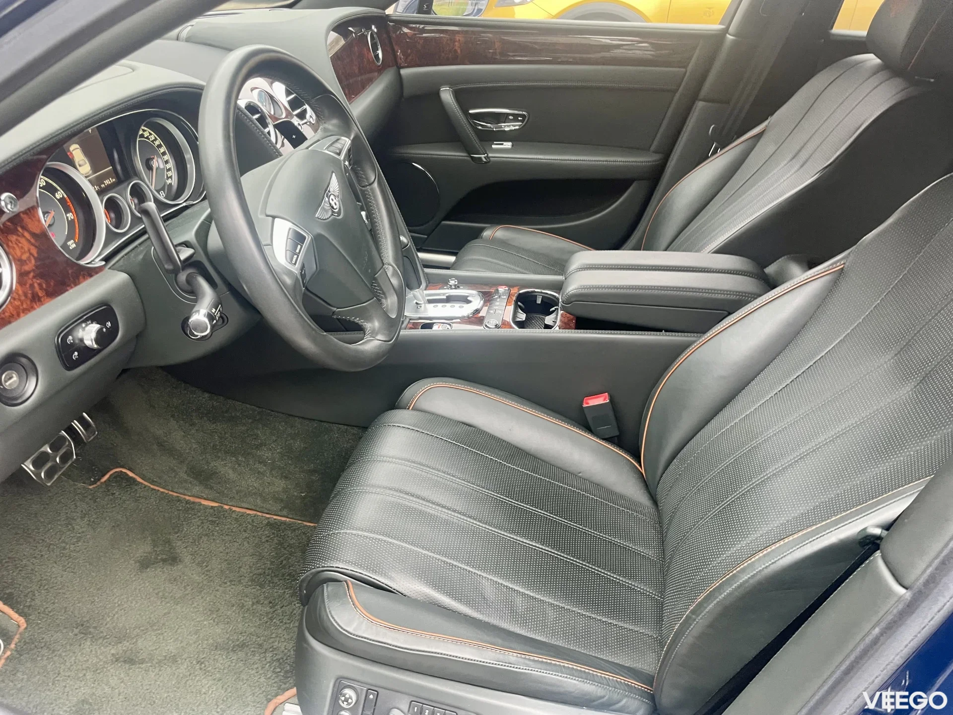 Bentley Flying Spur 6.0 460kW