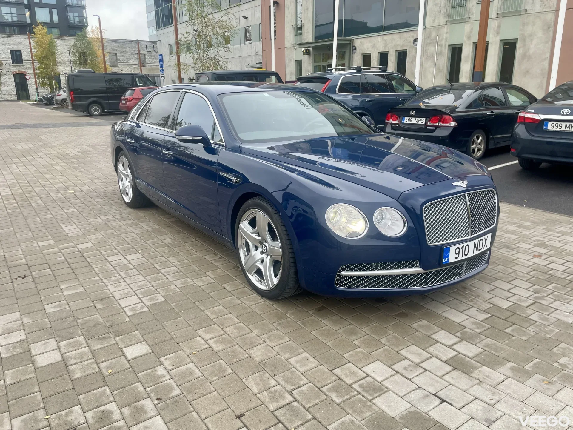 Bentley Flying Spur 6.0 460kW
