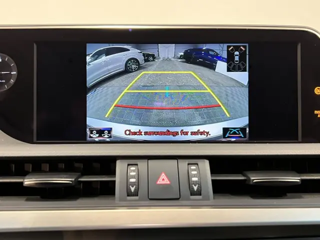 Image of Lexus ES 300h - 2.5 131kW