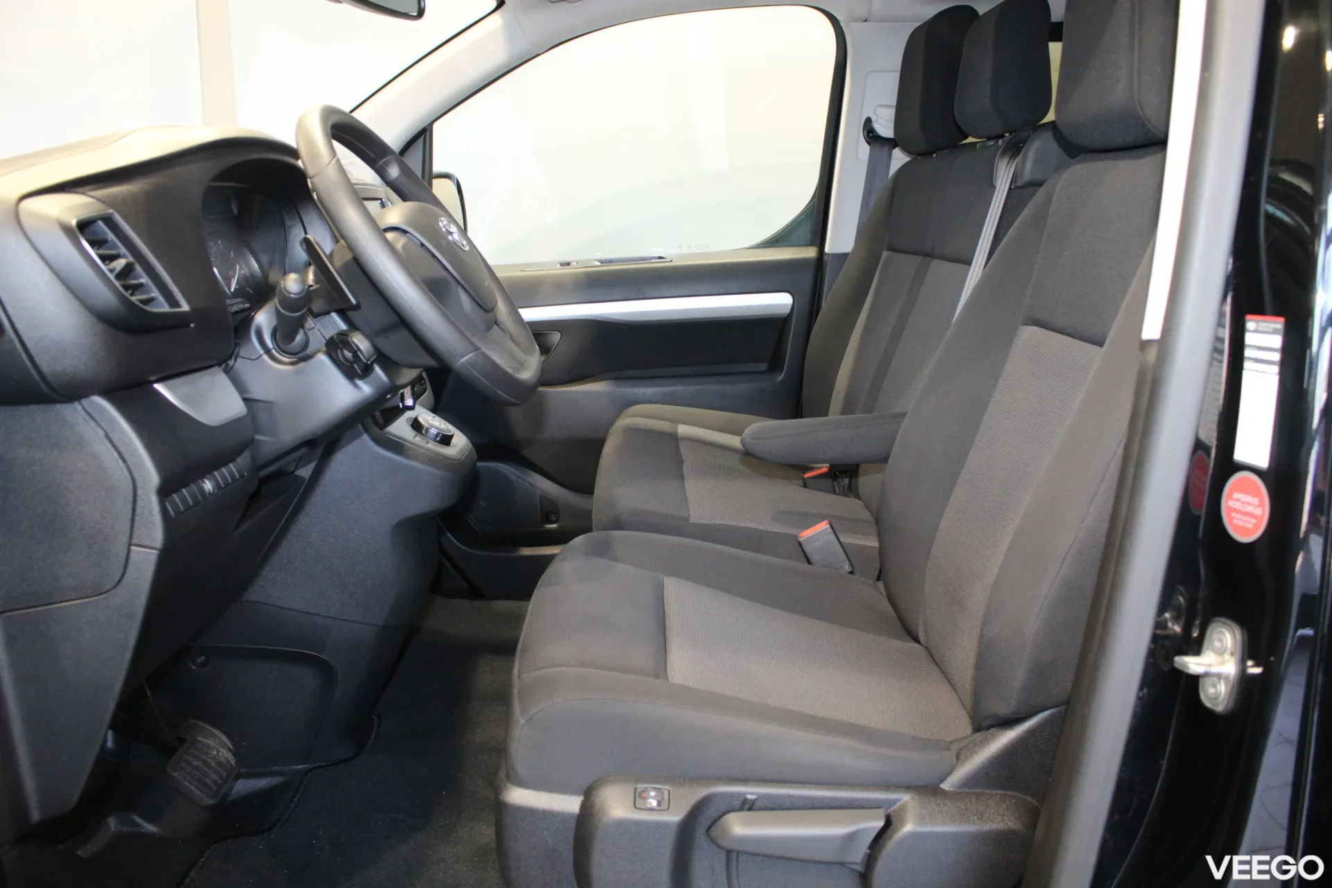 Toyota Proace Verso Long Shuttle 2 130kW