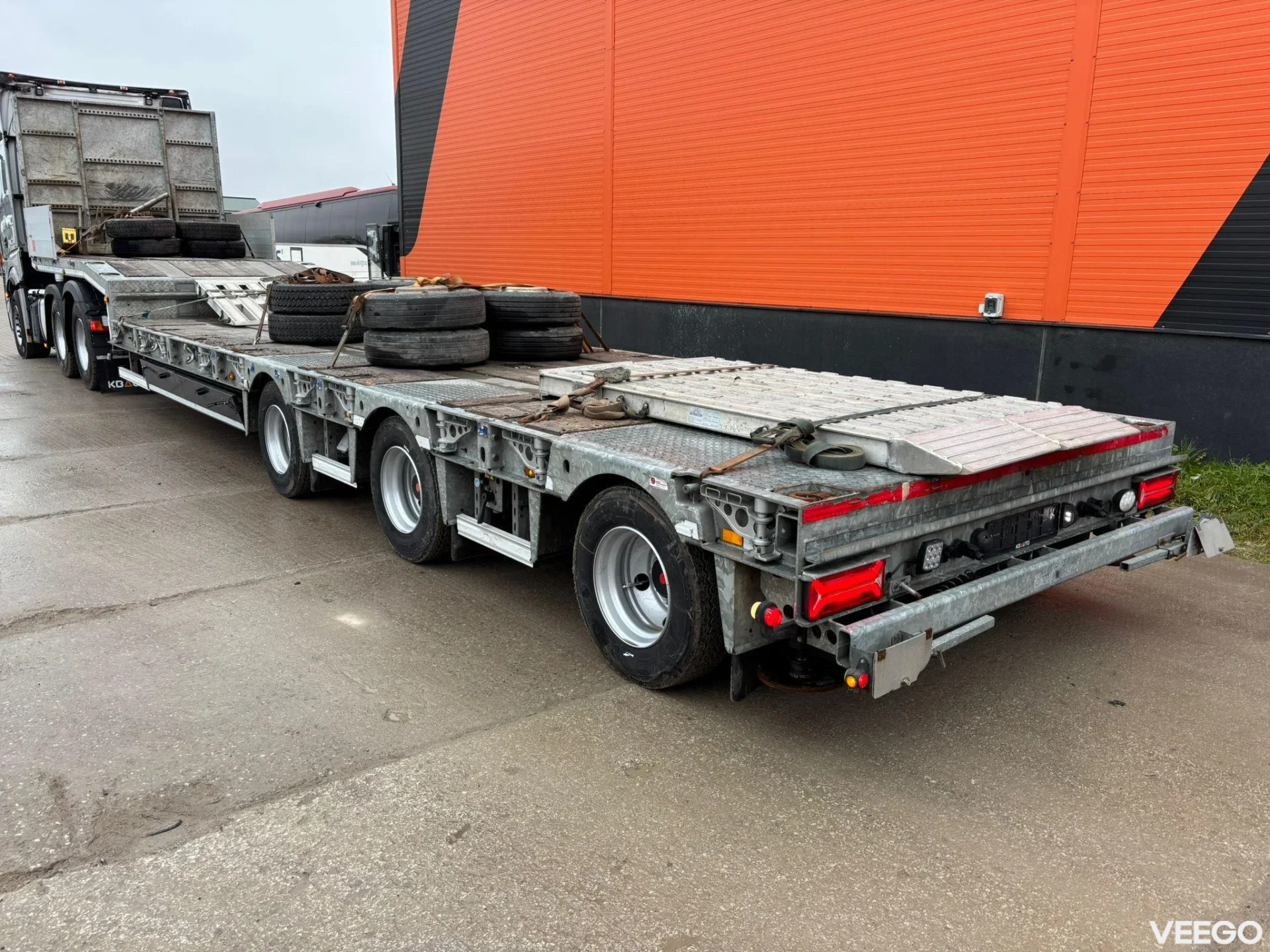 Humbaur HTS30 SAF AXLES / REAR AXLE STEERING