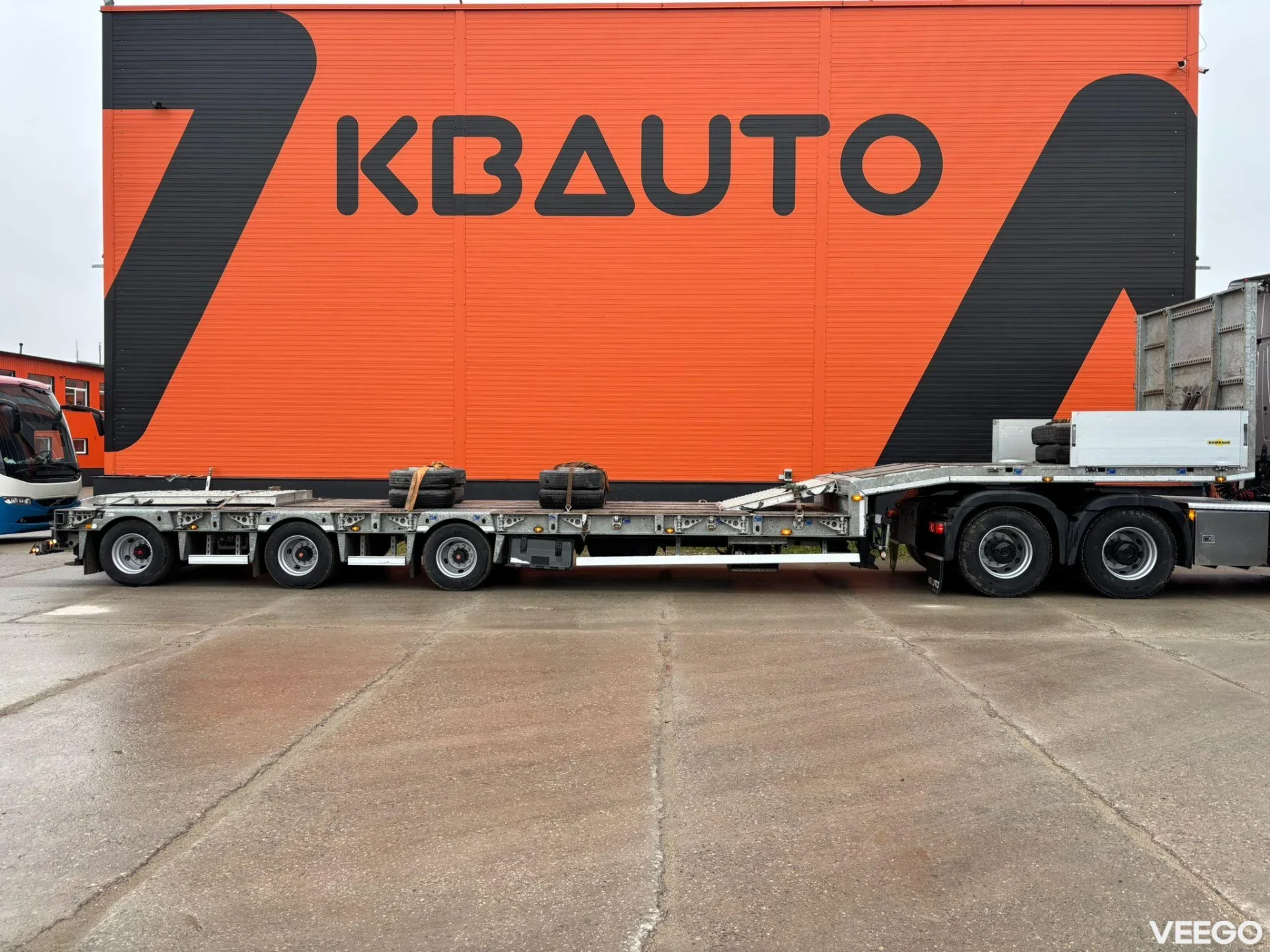 Humbaur HTS30 SAF AXLES / REAR AXLE STEERING