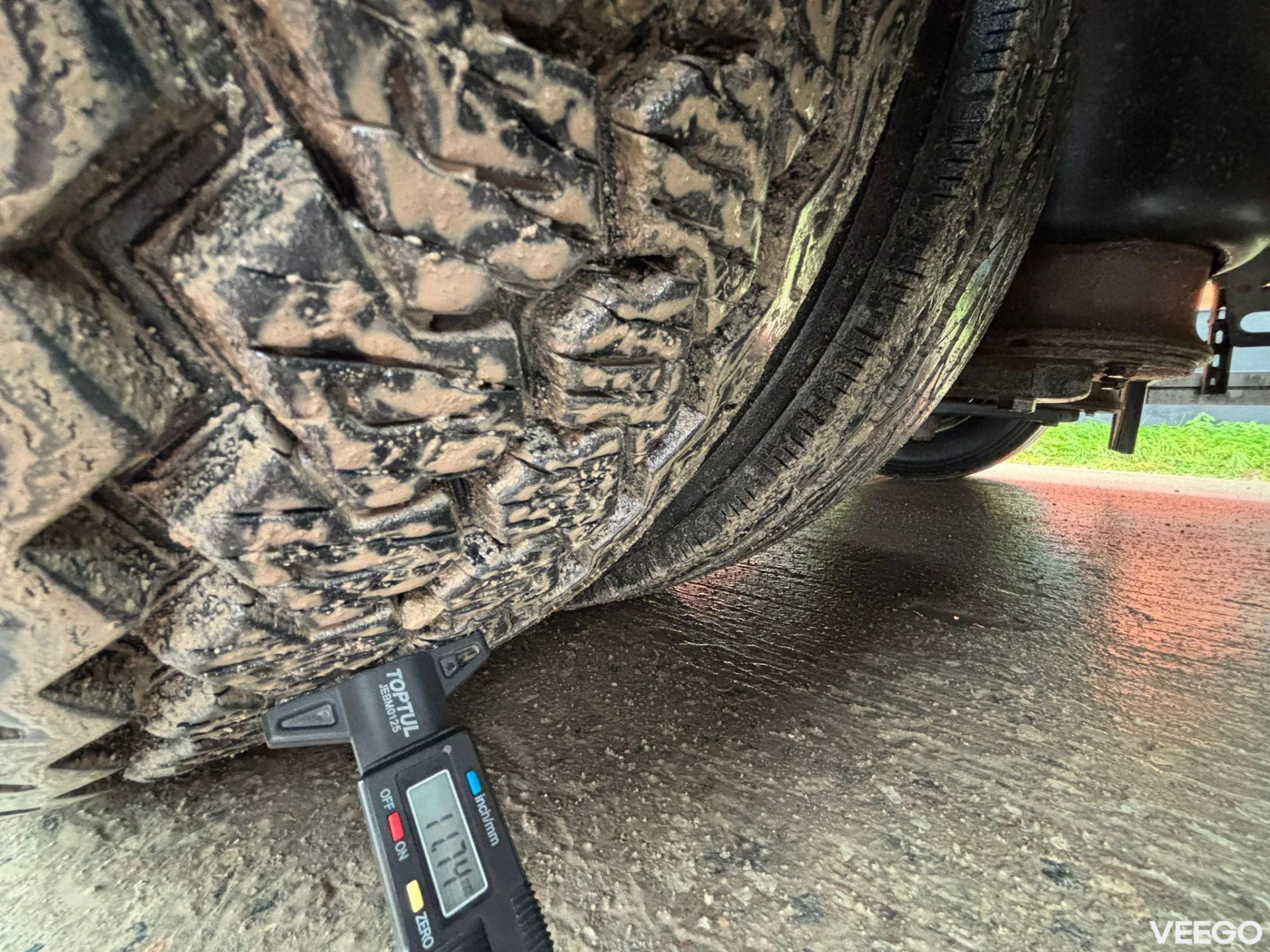 Humbaur HTS30 SAF AXLES / REAR AXLE STEERING