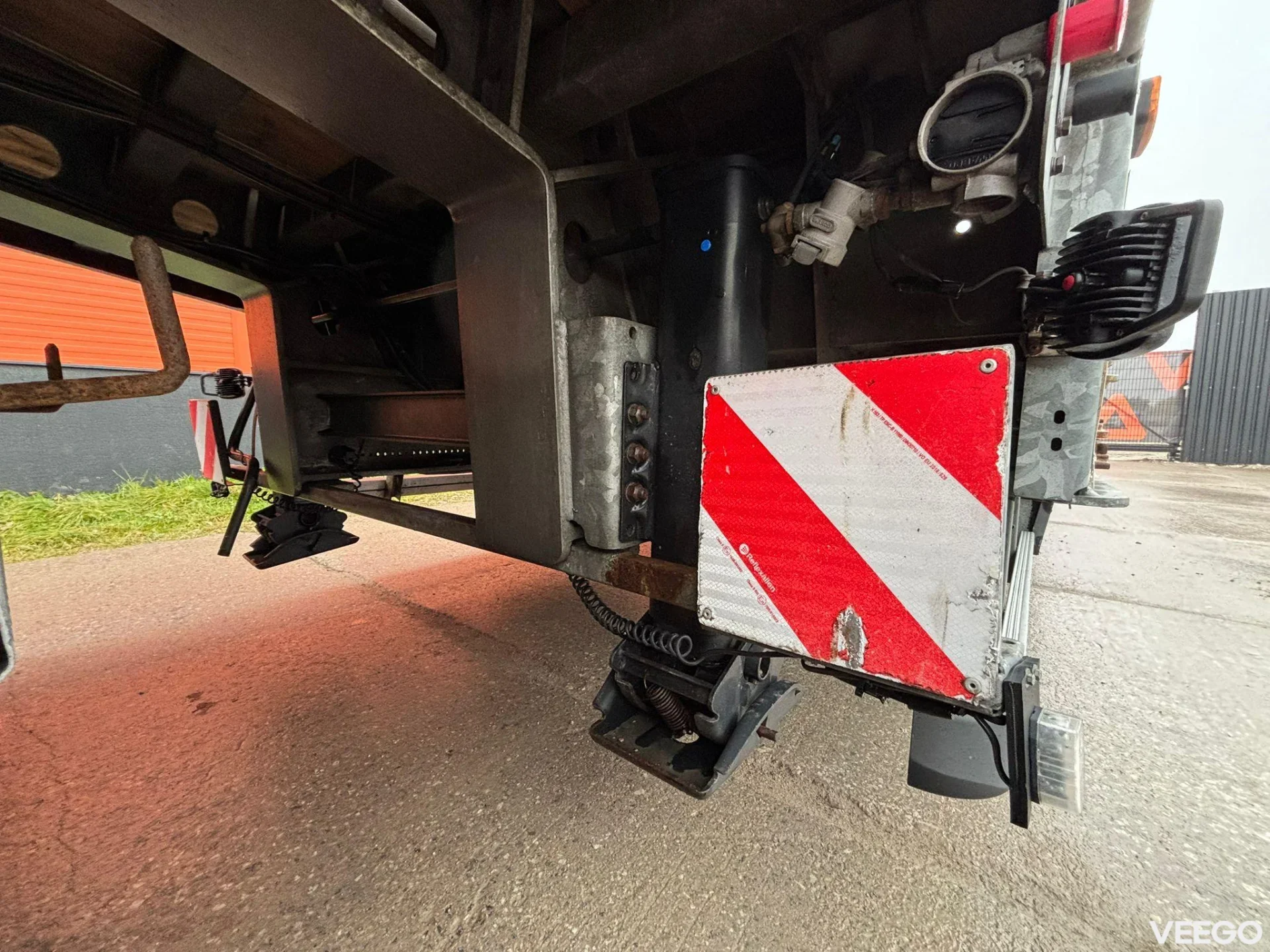 Humbaur HTS30 SAF AXLES / REAR AXLE STEERING