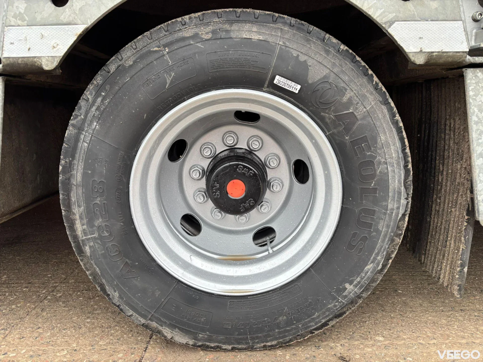 Humbaur HTS30 SAF AXLES / REAR AXLE STEERING