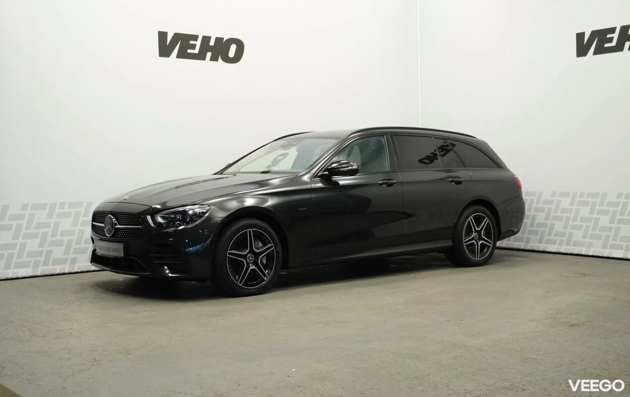 Mercedes-Benz E300 de 4Matic AMG Line 143kW