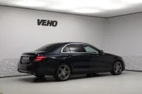 Mercedes-Benz E220 d AMG 2 143kW thumbnail