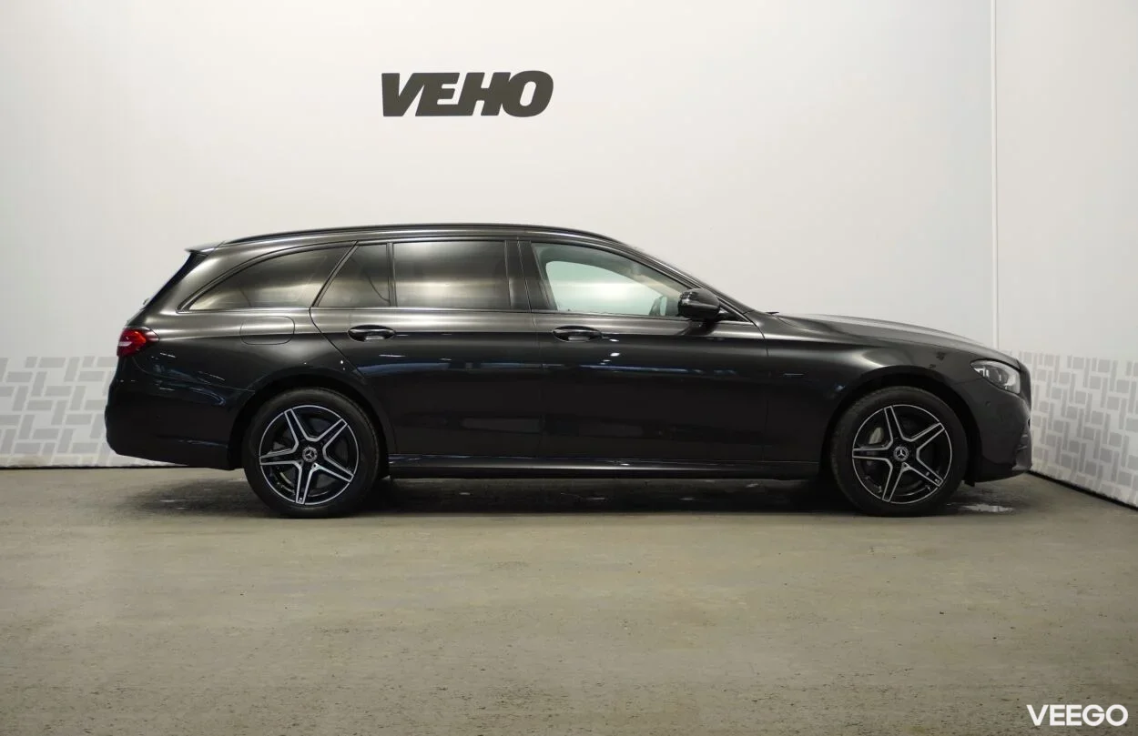 Mercedes-Benz E300 de 4Matic AMG Line 143kW