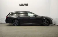 Mercedes-Benz E300 de 4Matic AMG Line 143kW thumbnail