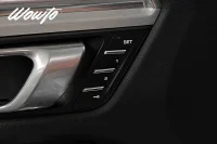 Porsche Macan Turbo PDK 400HK /Pano /Navi /Bose /Sv-Såld 294kW thumbnail