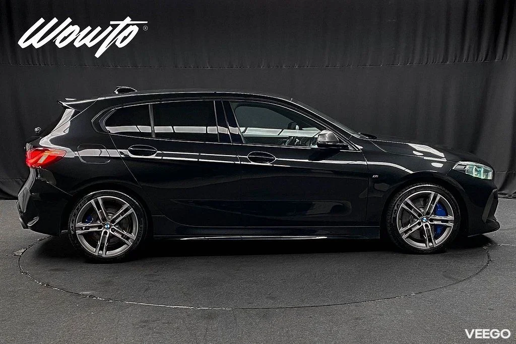 BMW M135 i xDrive Steptronic 306HK /Shadowline /Cockpit 225kW