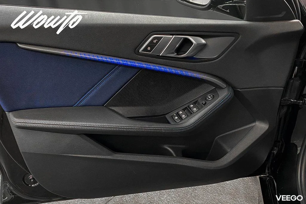 BMW M135 i xDrive Steptronic 306HK /Shadowline /Cockpit 225kW