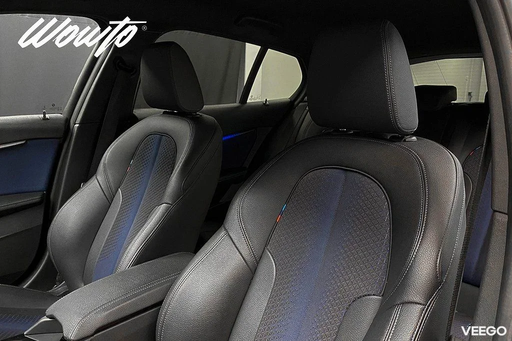 BMW M135 i xDrive Steptronic 306HK /Shadowline /Cockpit 225kW