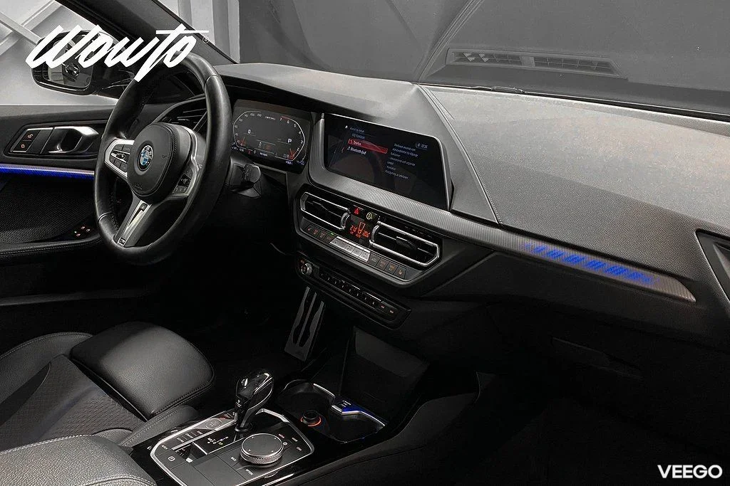 BMW M135 i xDrive Steptronic 306HK /Shadowline /Cockpit 225kW
