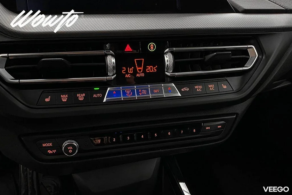 BMW M135 i xDrive Steptronic 306HK /Shadowline /Cockpit 225kW