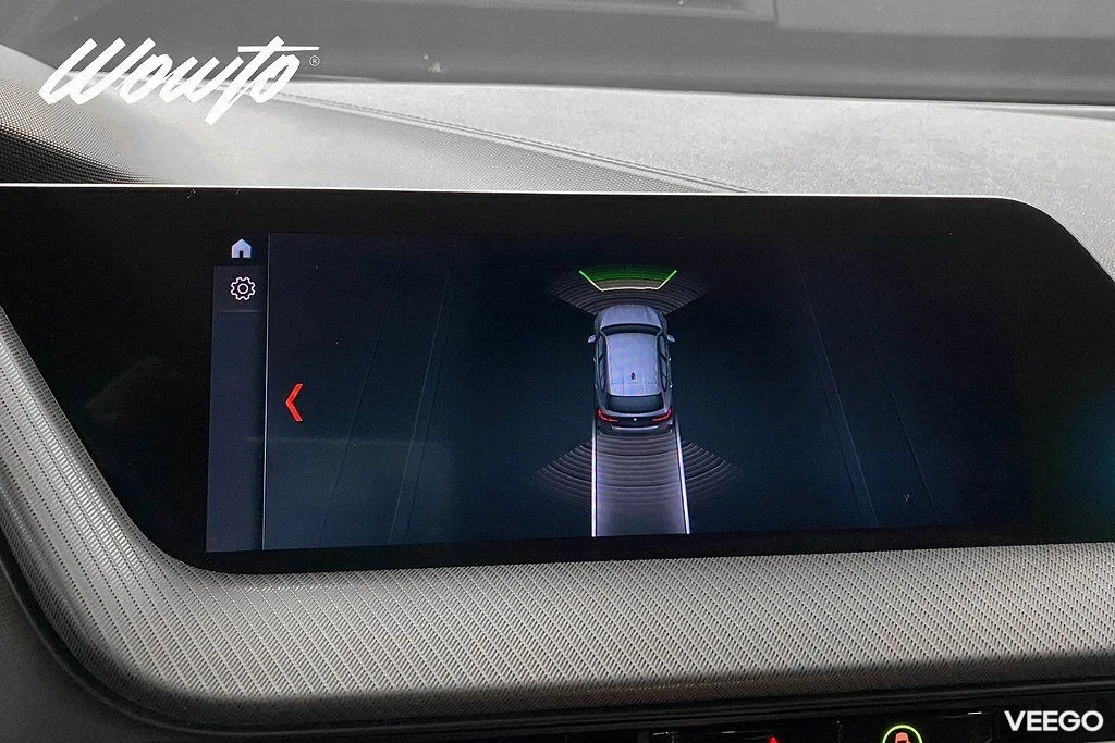 BMW M135 i xDrive Steptronic 306HK /Shadowline /Cockpit 225kW