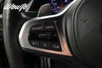 BMW M135 i xDrive Steptronic 306HK /Shadowline /Cockpit 225kW thumbnail