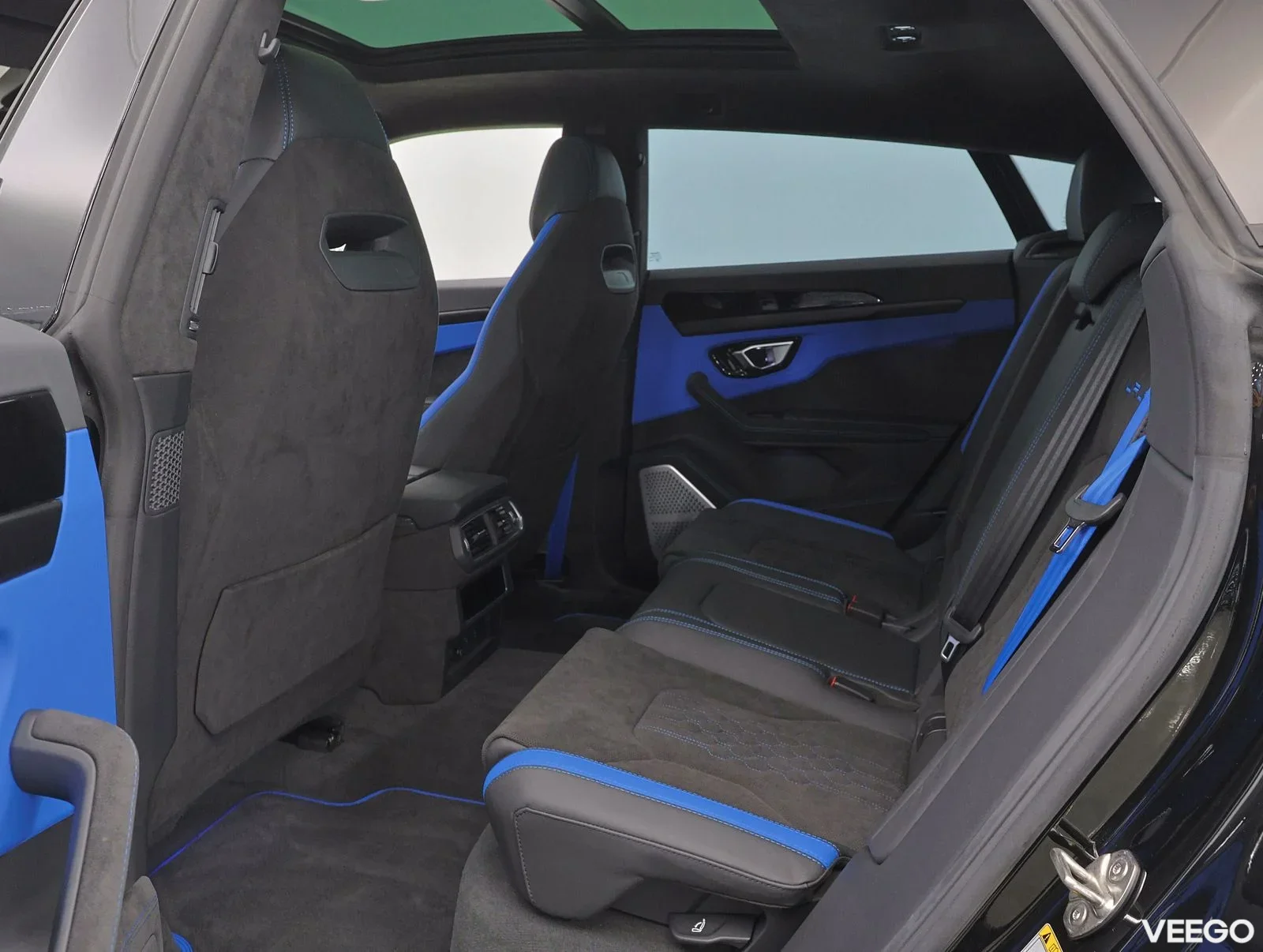 Lamborghini Urus - 490kW