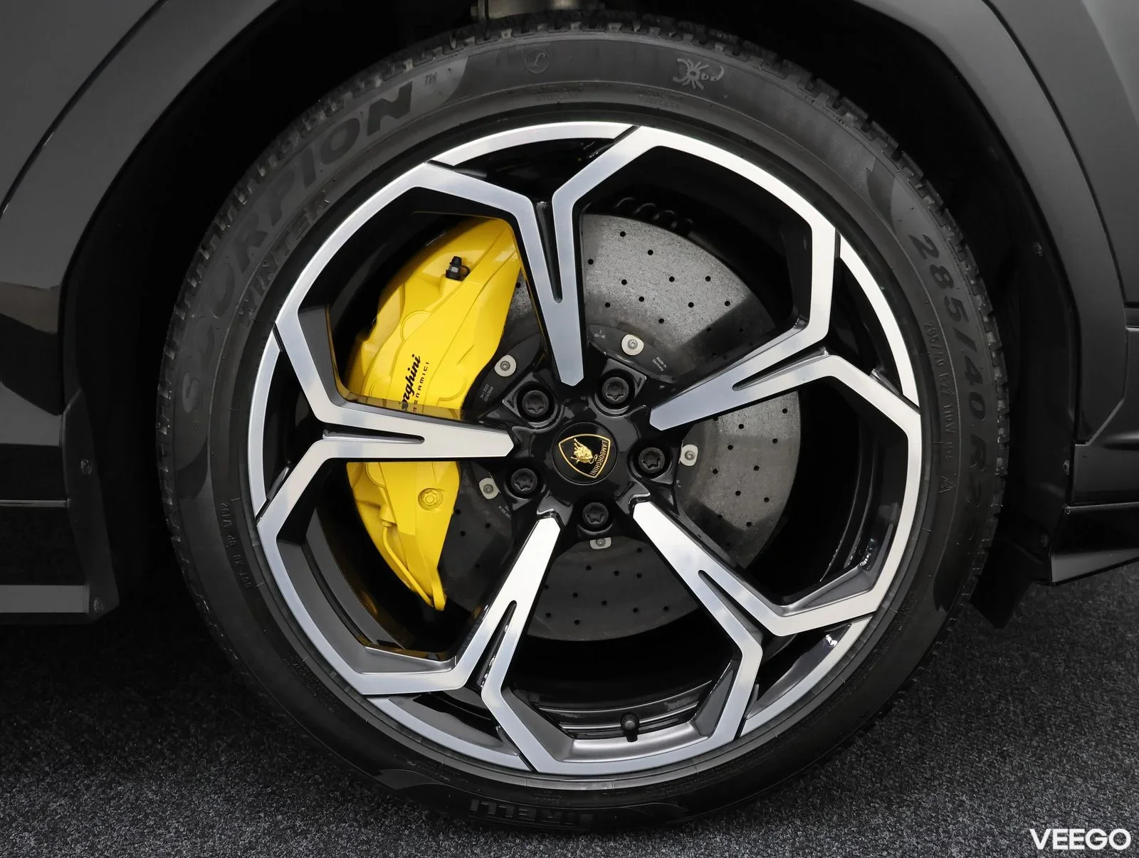 Lamborghini Urus - 490kW