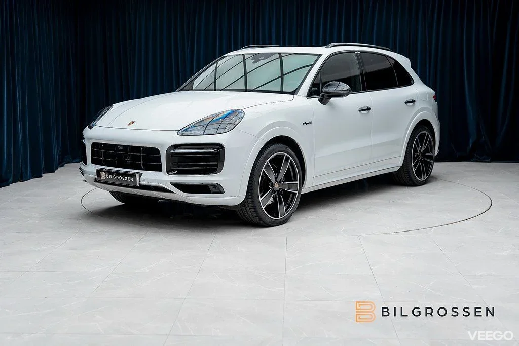 Porsche Cayenne E-Hybrid Platinum 3.79% Pano BOSE 360 Drag 340kW