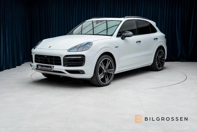 Image of Porsche Cayenne E-Hybrid Platinum 3.79% Pano BOSE 360 Drag 340kW