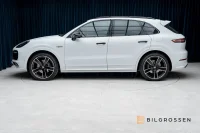 Porsche Cayenne E-Hybrid Platinum 3.79% Pano BOSE 360 Drag 340kW thumbnail