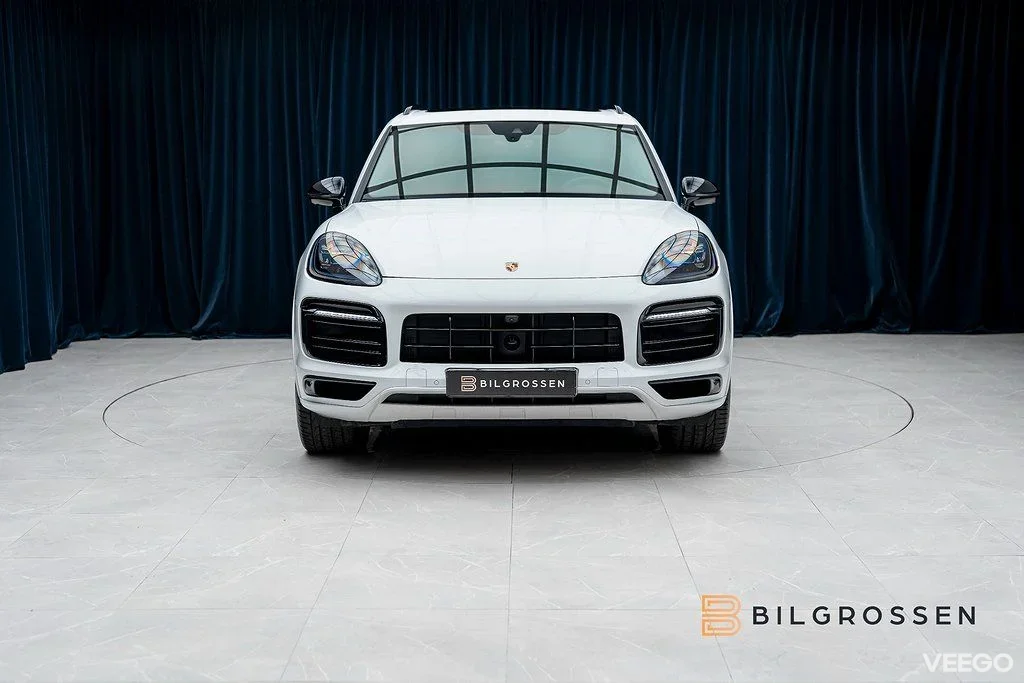Porsche Cayenne E-Hybrid Platinum 3.79% Pano BOSE 360 Drag 340kW