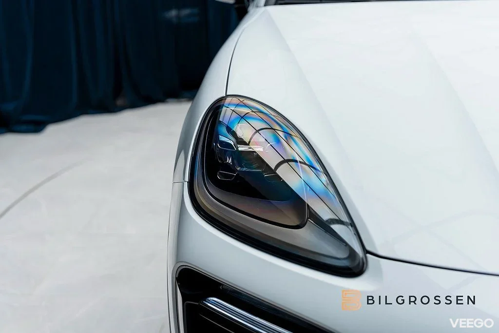 Porsche Cayenne E-Hybrid Platinum 3.79% Pano BOSE 360 Drag 340kW