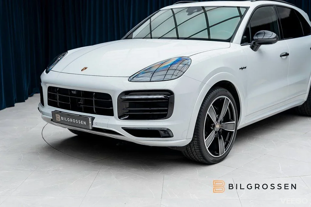 Porsche Cayenne E-Hybrid Platinum 3.79% Pano BOSE 360 Drag 340kW