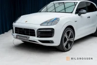 Porsche Cayenne E-Hybrid Platinum 3.79% Pano BOSE 360 Drag 340kW thumbnail