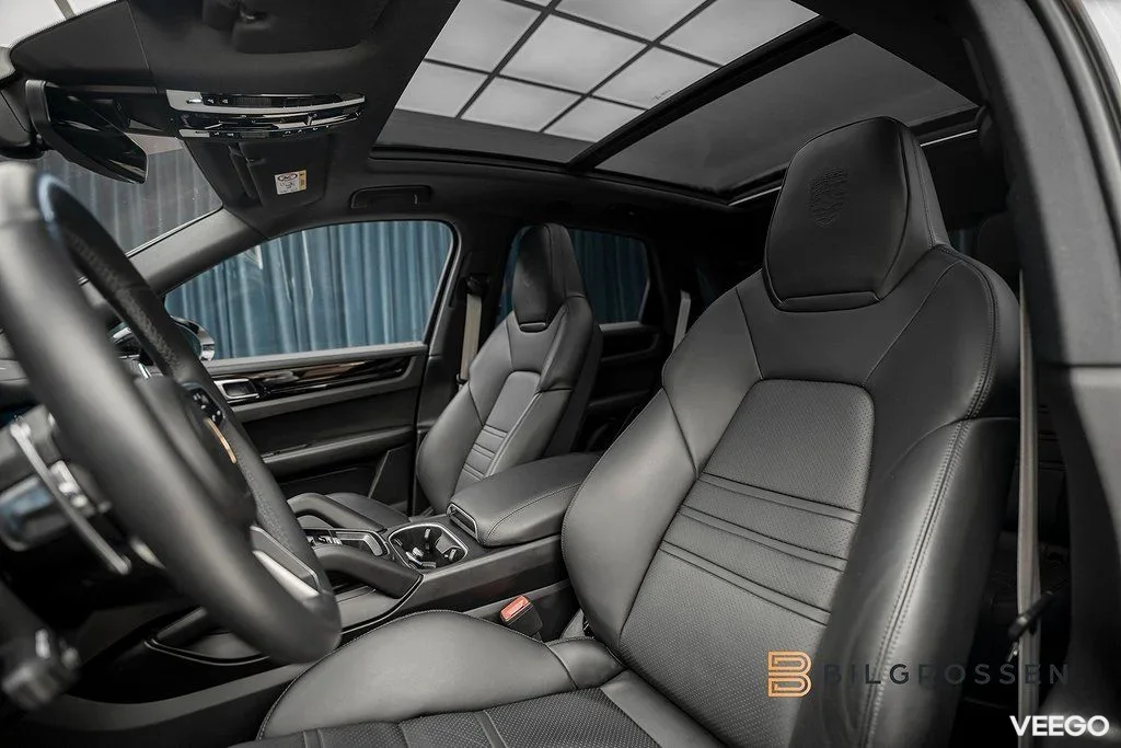 Porsche Cayenne E-Hybrid Platinum 3.79% Pano BOSE 360 Drag 340kW
