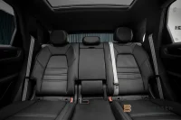 Porsche Cayenne E-Hybrid Platinum 3.79% Pano BOSE 360 Drag 340kW thumbnail