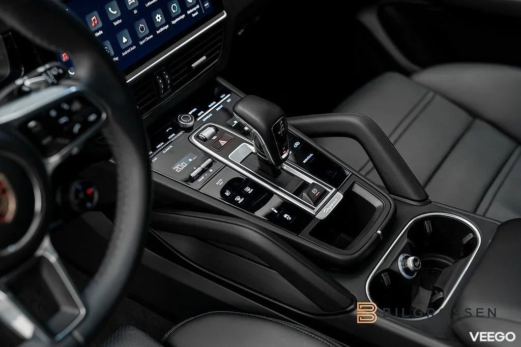 Porsche Cayenne E-Hybrid Platinum 3.79% Pano BOSE 360 Drag 340kW