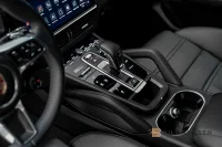 Porsche Cayenne E-Hybrid Platinum 3.79% Pano BOSE 360 Drag 340kW thumbnail