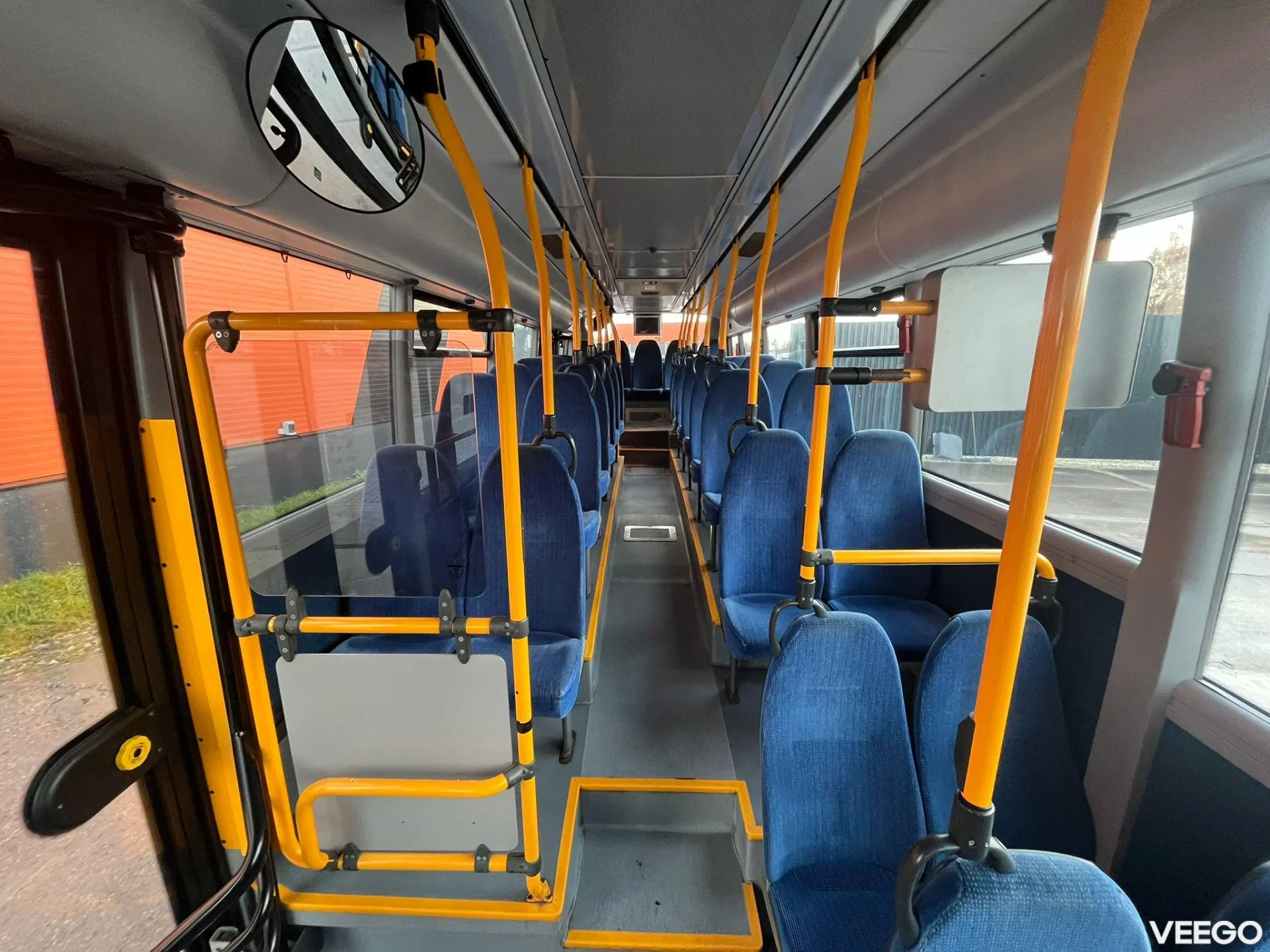 Scania K 280 44 SEATS / AC / AUXILIARY HEATER / WHEELCHAIR RAMP 206kW